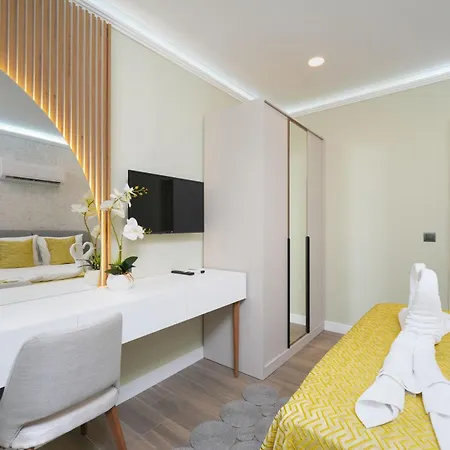 Cordon 61 By Ocekhomes